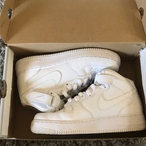 WOMENS NIKE AIRFORCE 1